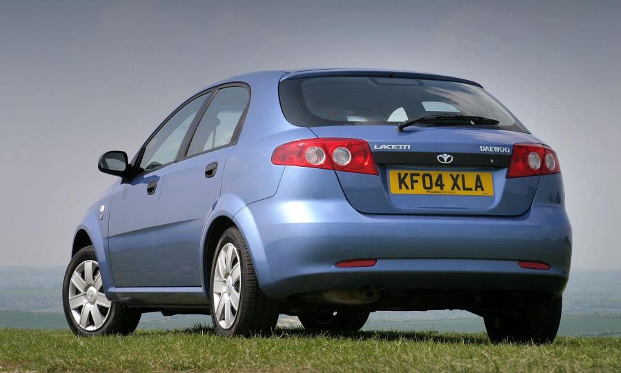  Daewoo Lacetti Hatchback 2004 года  (UK) (фото 7 из 11)